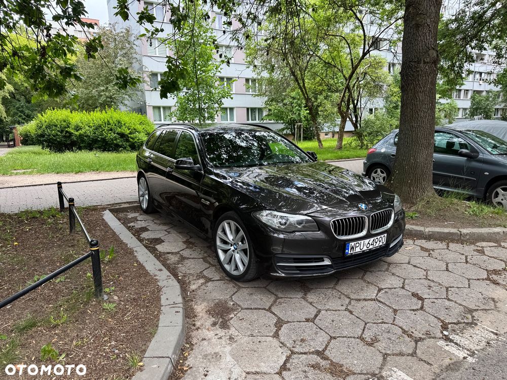 BMW Seria 5 520d xDrive - 2