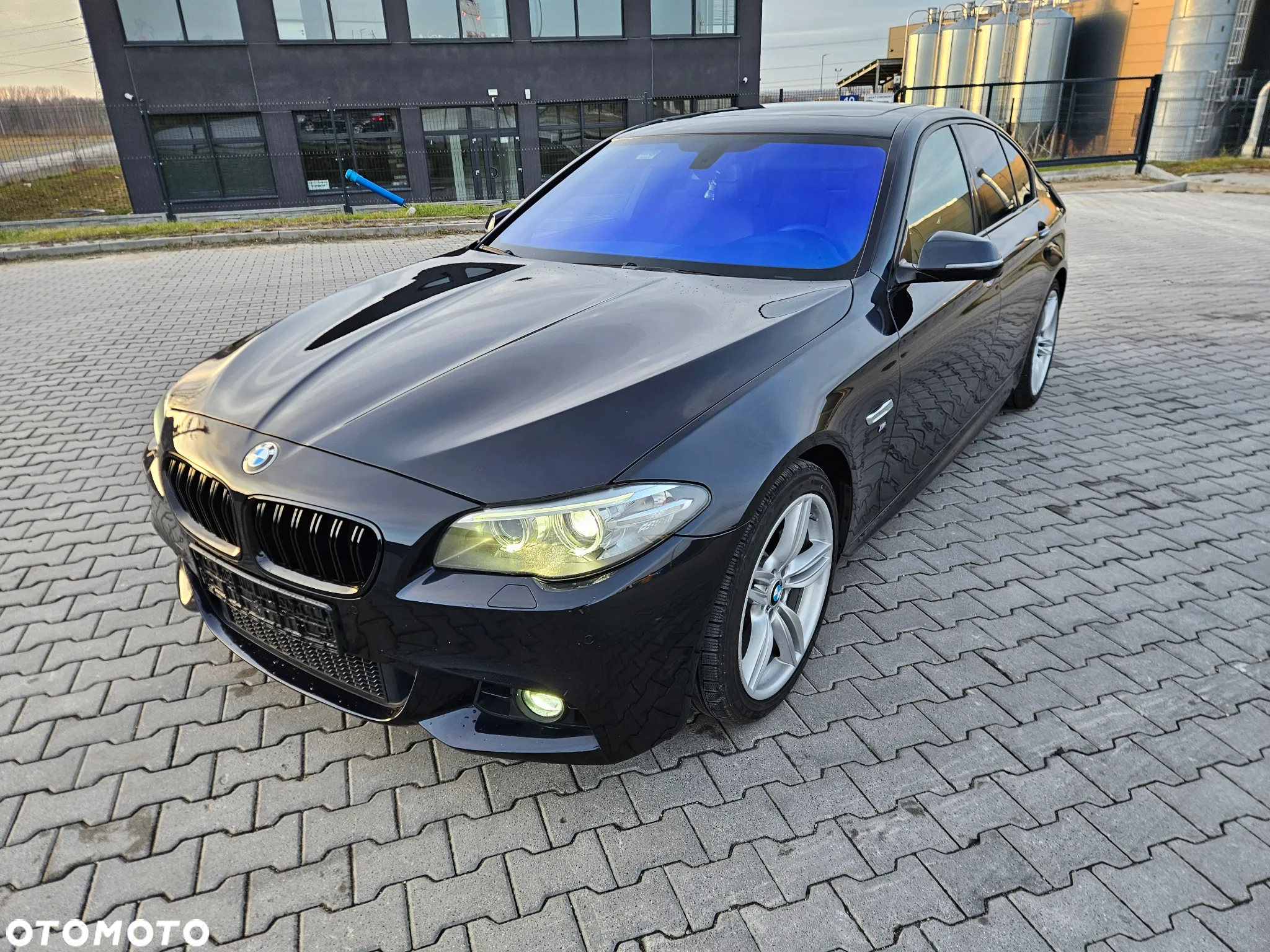 BMW Seria 5 520i Sport-Aut - 22