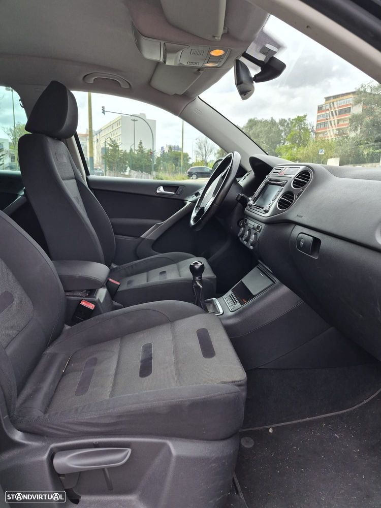 VW Tiguan 1.4 TSI Sport BlueMotion - 8