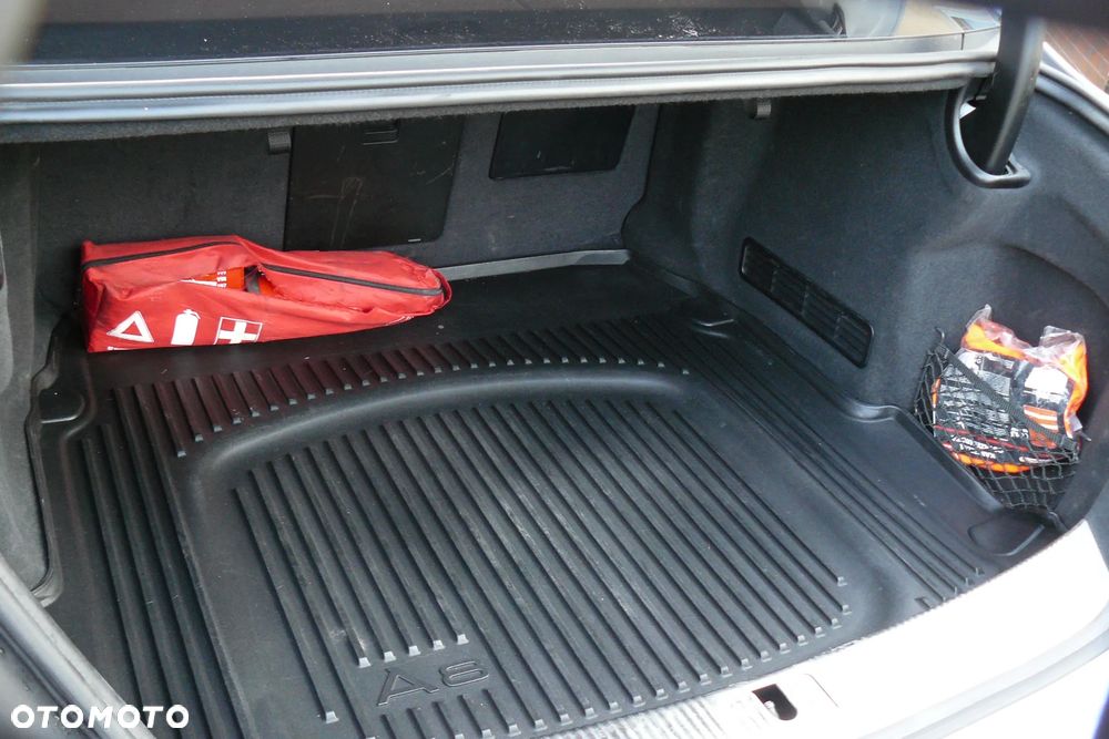 Audi A8 3.0 TDI DPF quattro tiptronic Lang - 38