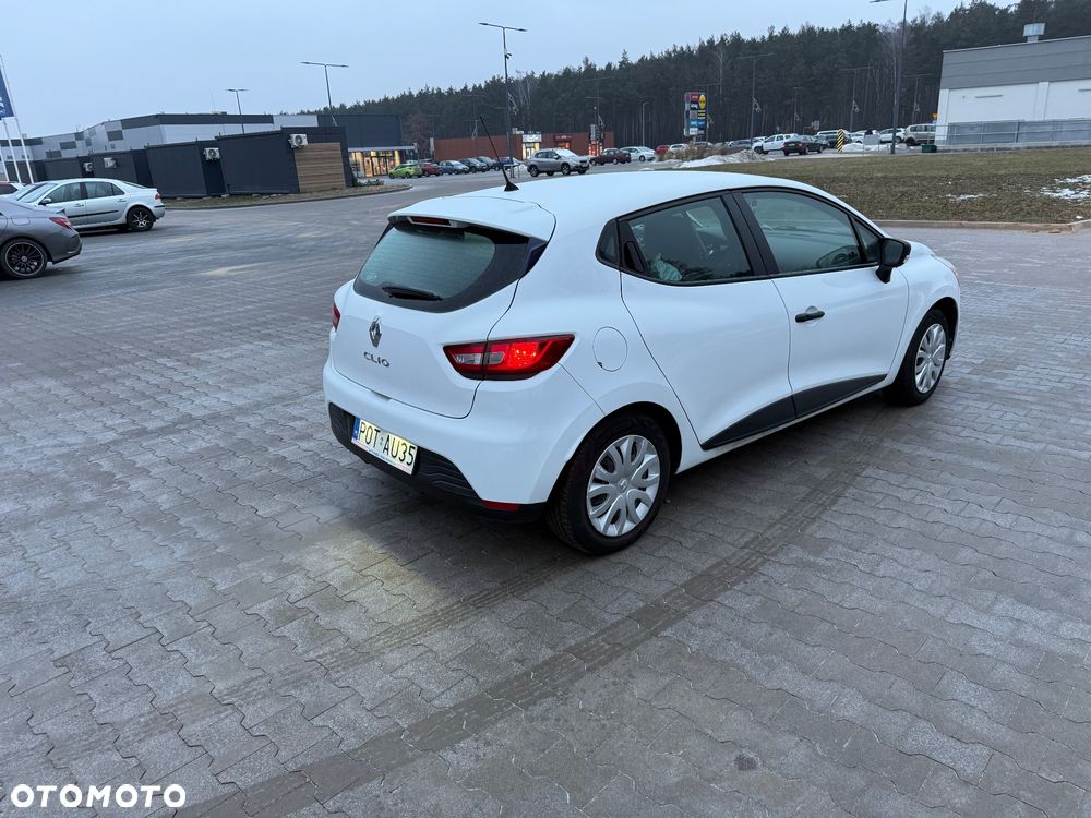 Renault Clio 1.2 16V Life - 4