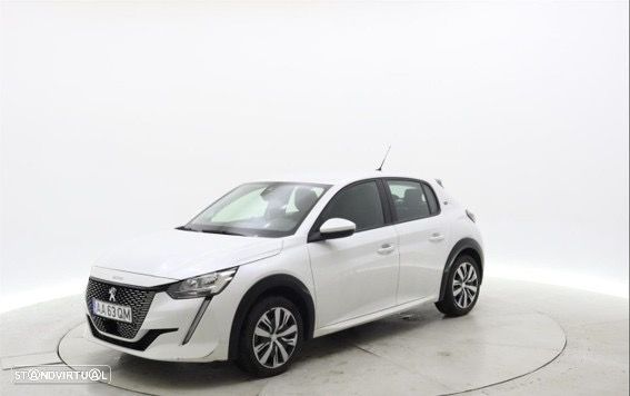 Peugeot E-208