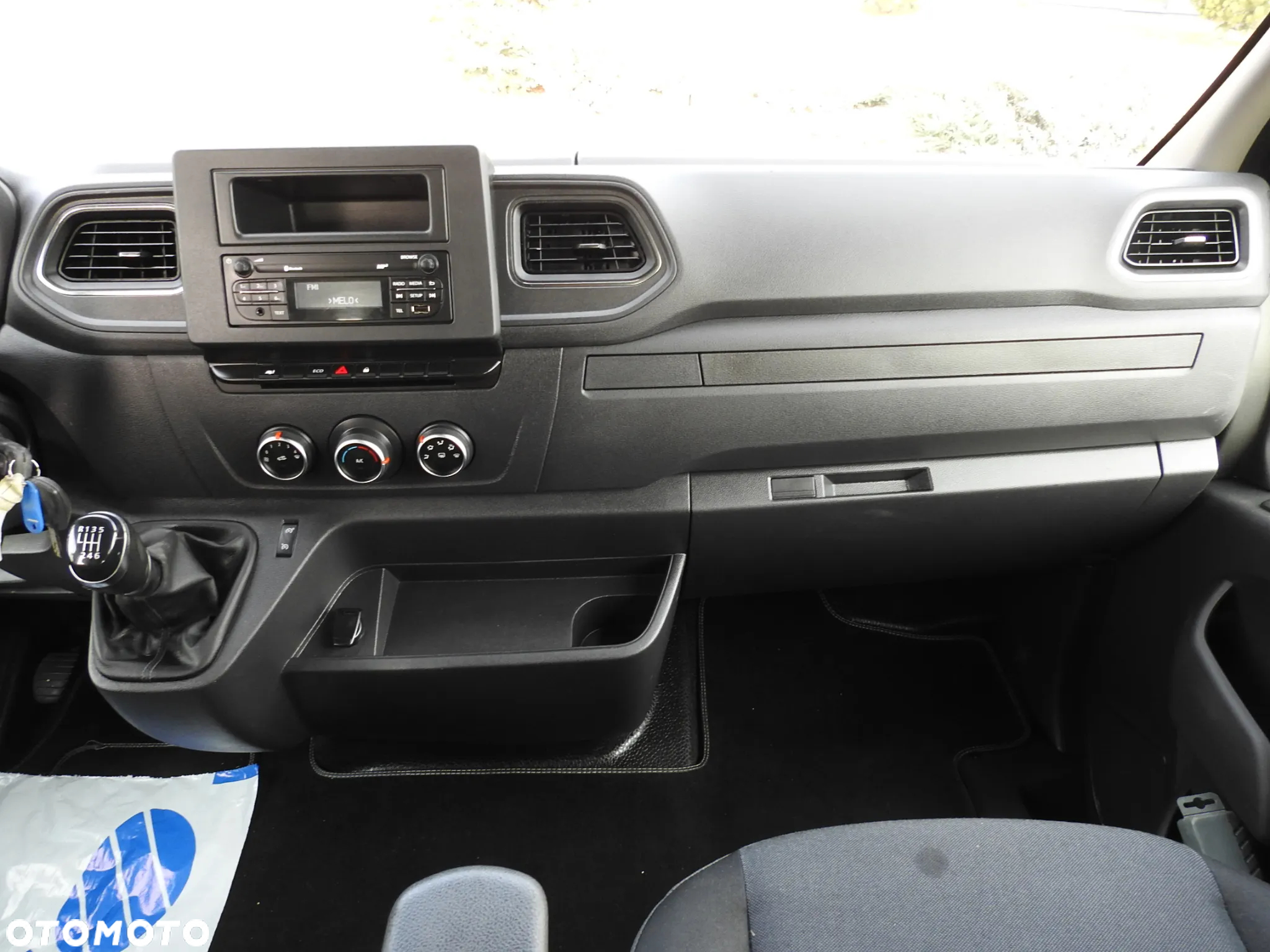 Renault MASTER  WYWROTKA PODWÓJNA KABINA DOKA 6 MIEJSC TEMPOMAT LEDY BLIŹNIACZE KOŁA KLIMATYZACJA 130KM [ 572732 ] - 29