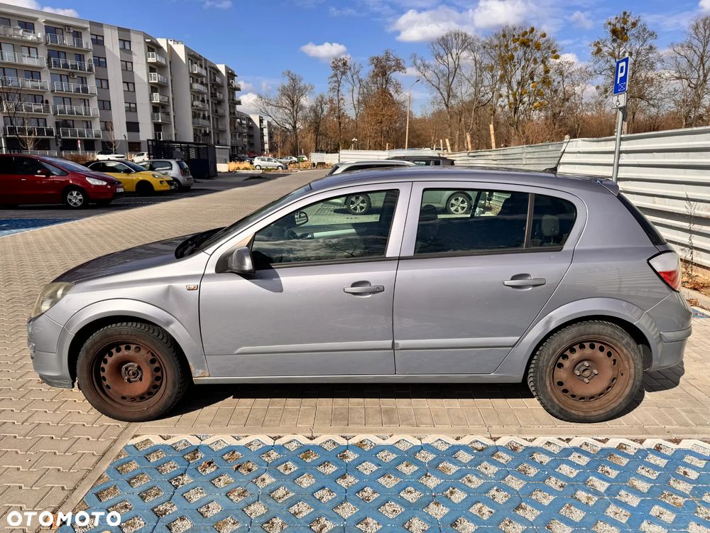 Opel Astra 1.6 Easytronic Cosmo - 4