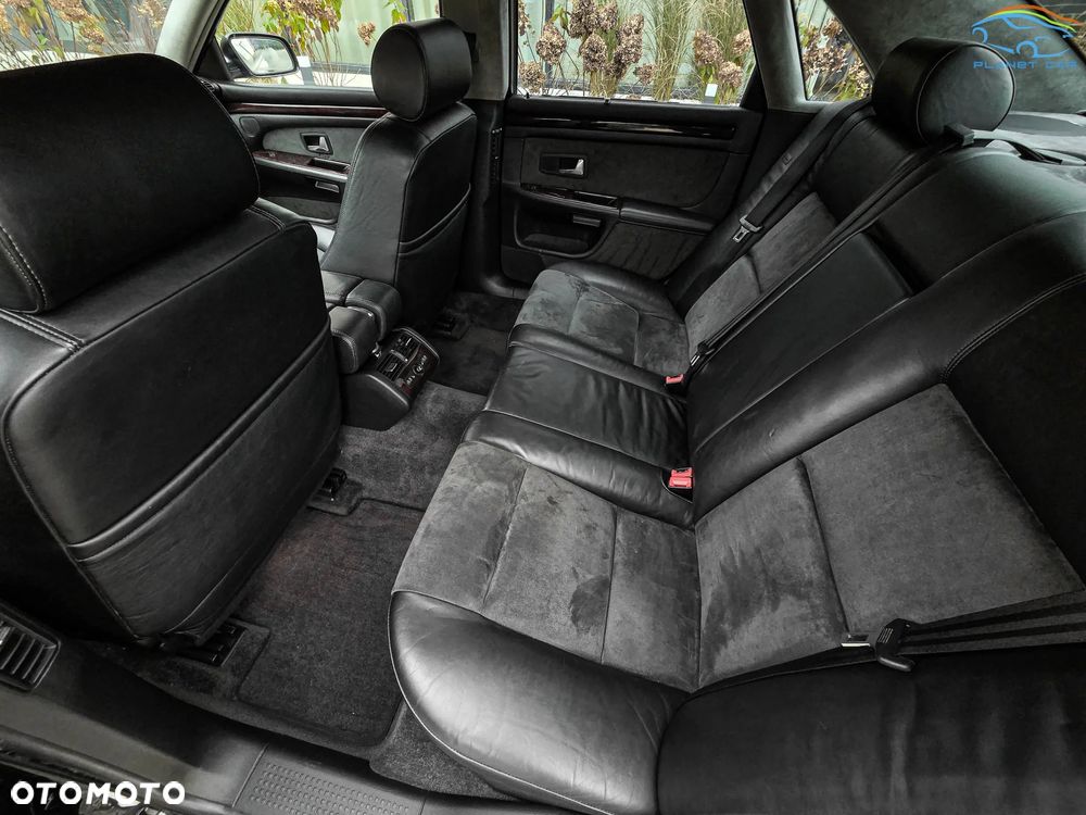Audi A8 W12 quattro - 20