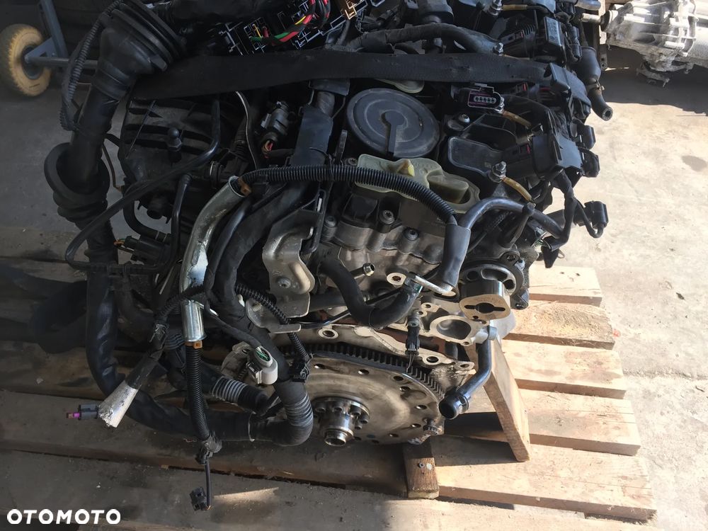AUDI A4 B8 13R 1.8 TFSI SILNIK BEZ OSPRZĘTU CJEB - 2