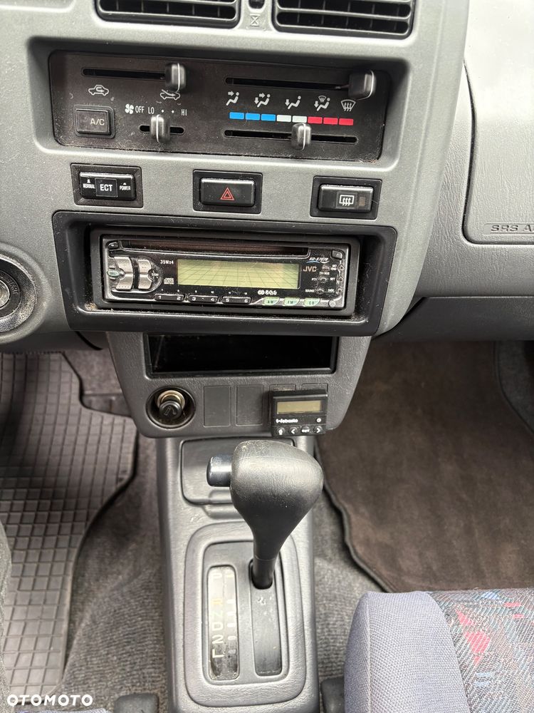 Toyota RAV4 2.0 Fun - 12