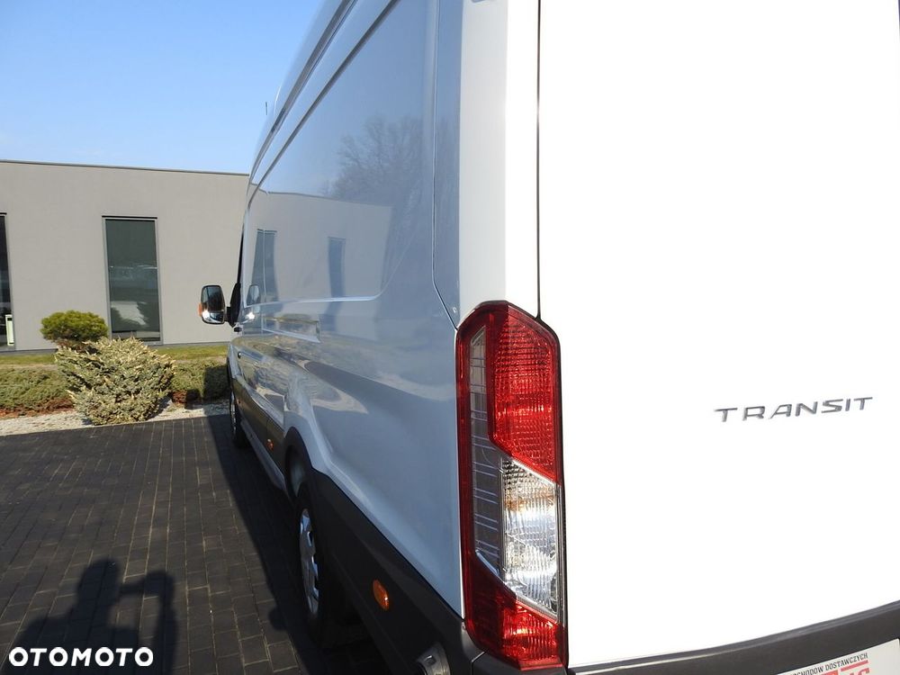 Ford TRANSIT  FURGON CHŁODNIA  0°C FUNKCJA GRZANIA TEMPOMAT LEDY KLIMATYZACJA  130KM - 18
