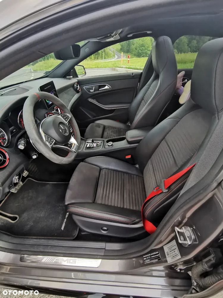 Mercedes-Benz CLA - 6