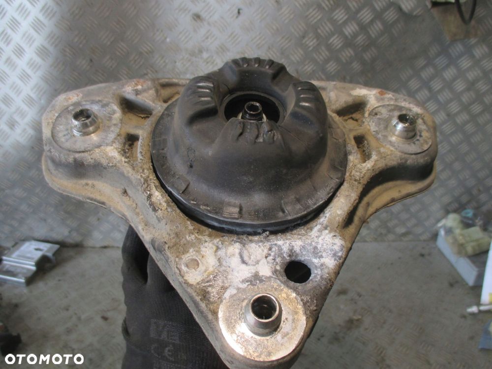 AMORTYZATOR LEWY PRZÓD AUDI A4 B6 2.0B Sedan/Limuzyna 00-05 - 2