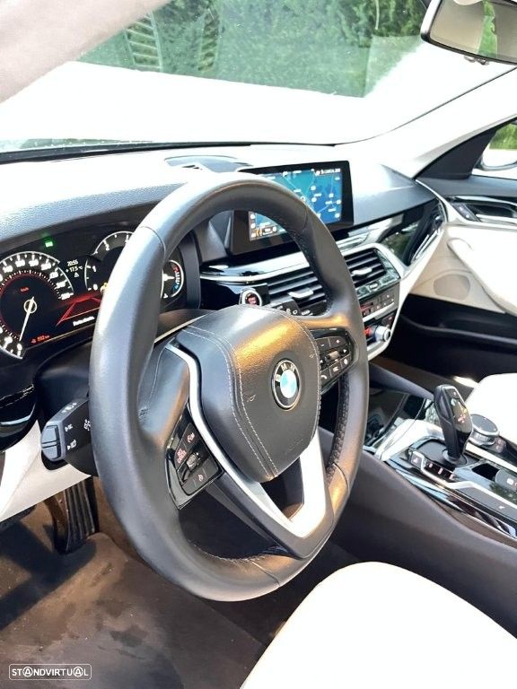 BMW 520 d xDrive Line Sport Auto - 10