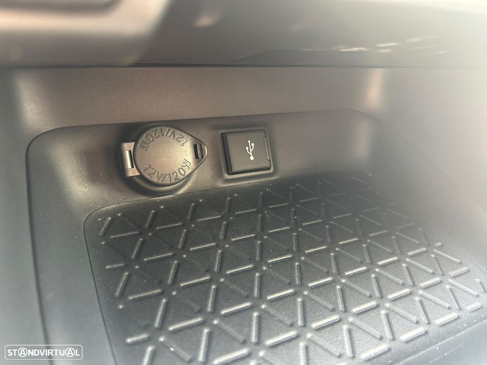 Toyota RAV4 2.5 HDF Comfort - 18