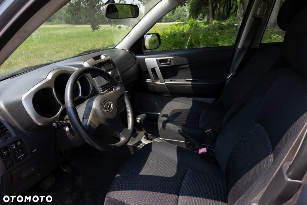 Daihatsu Terios 4WD Automatik Top - 10