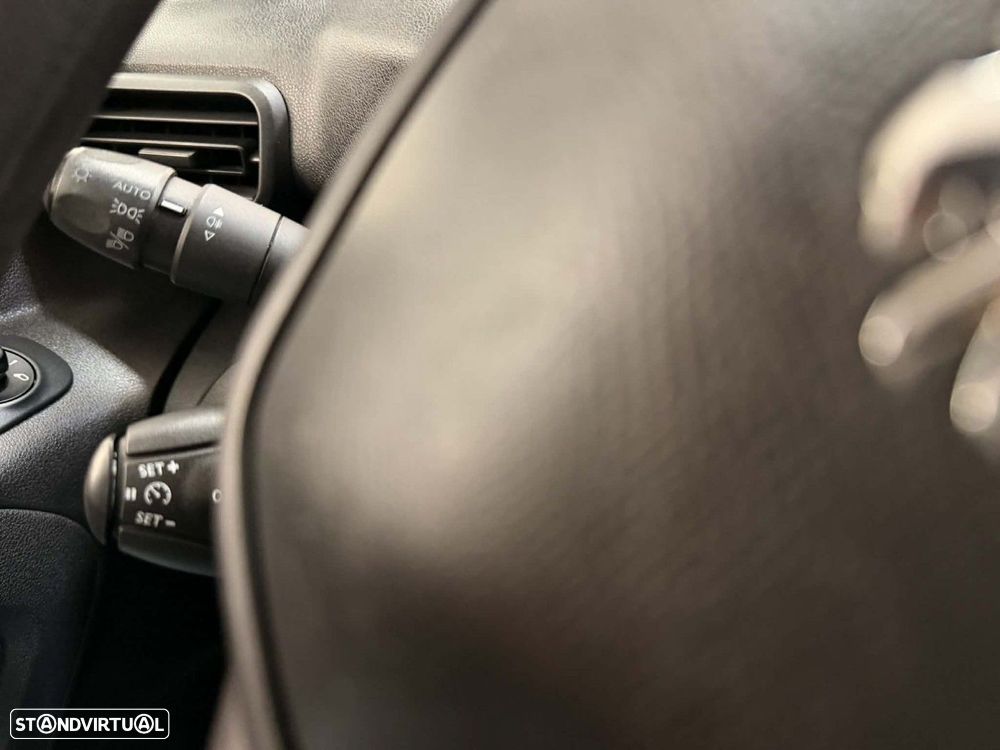 Peugeot Partner 1.6 BlueHDi L1 Pro 3L - 12