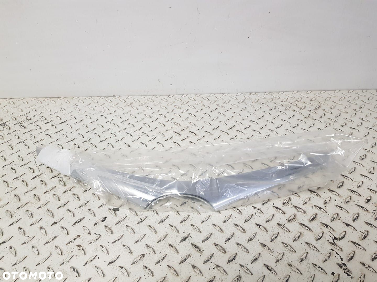 NOWA ORYGINALNA LISTWA CHROM GRILL ZDERZAKA PRZEDNIEGO PRZÓD TOYOTA COROLLA  E16 13-18 53114-02270 - 7