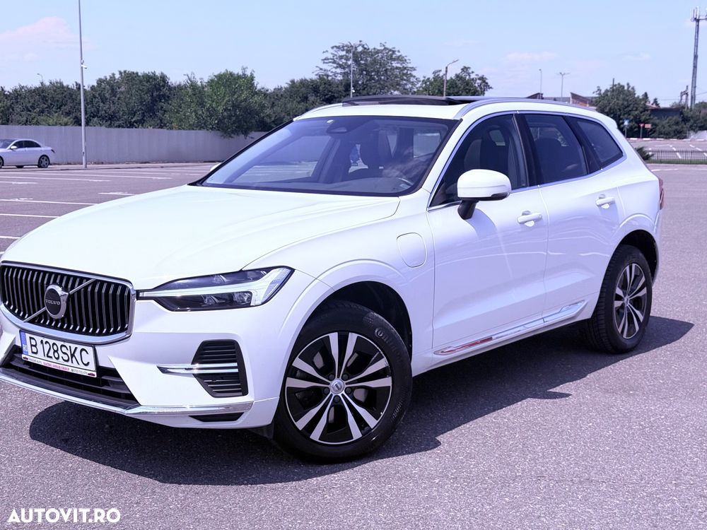 VOLVO XC60 2022 — imagine 6
