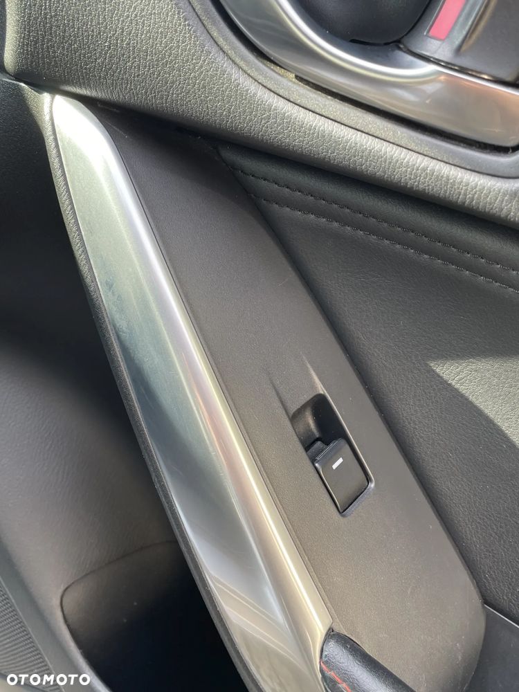 Mazda 6 SKYACTIV-D 175 Drive i-ELOOP Sports-Line - 16