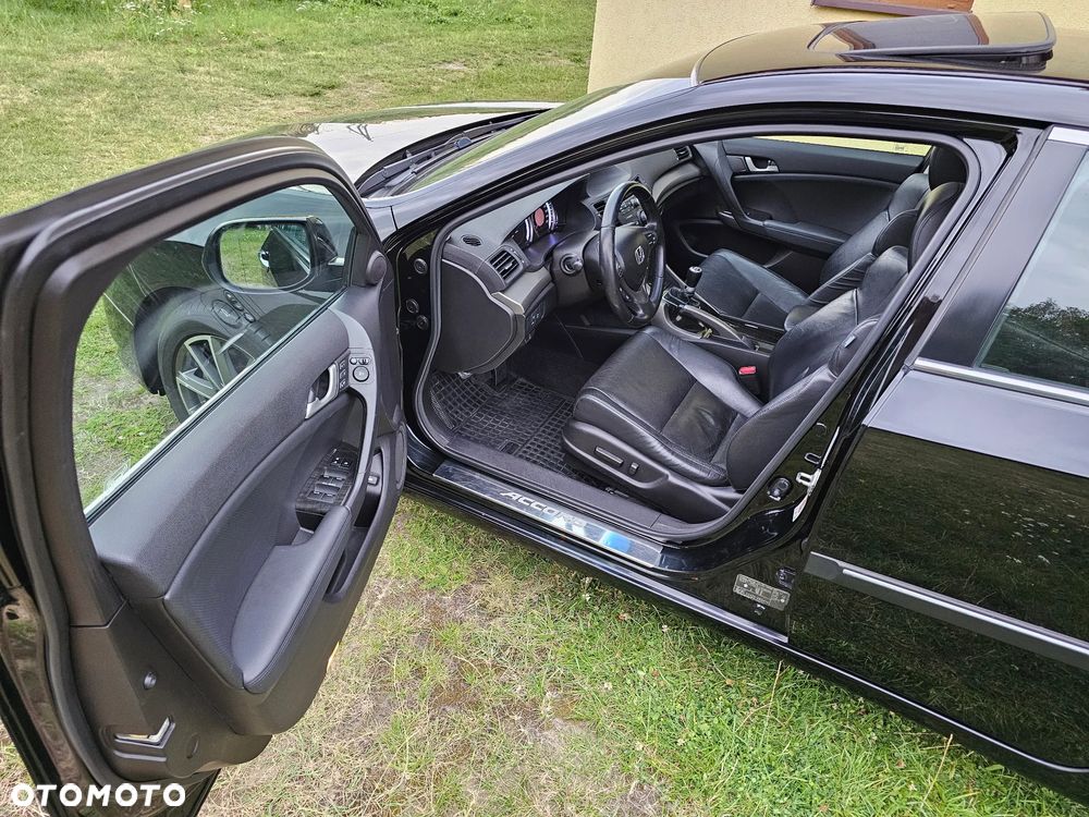 Honda Accord 2.4 Executive - 27
