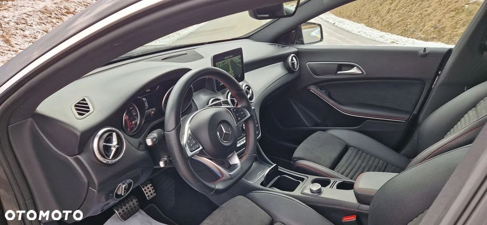 Mercedes-Benz CLA 200 (CDI) d 7G-DCT AMG Line - 8