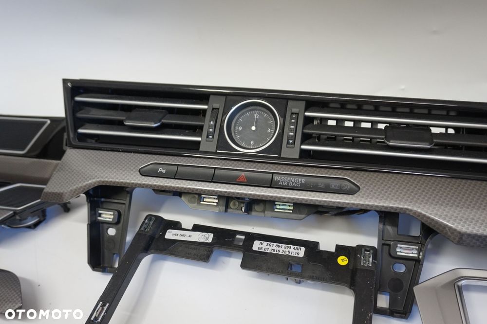 DEKORY LISTWY KONSOLI VW PASSAT B8 ALLTRACK - 6