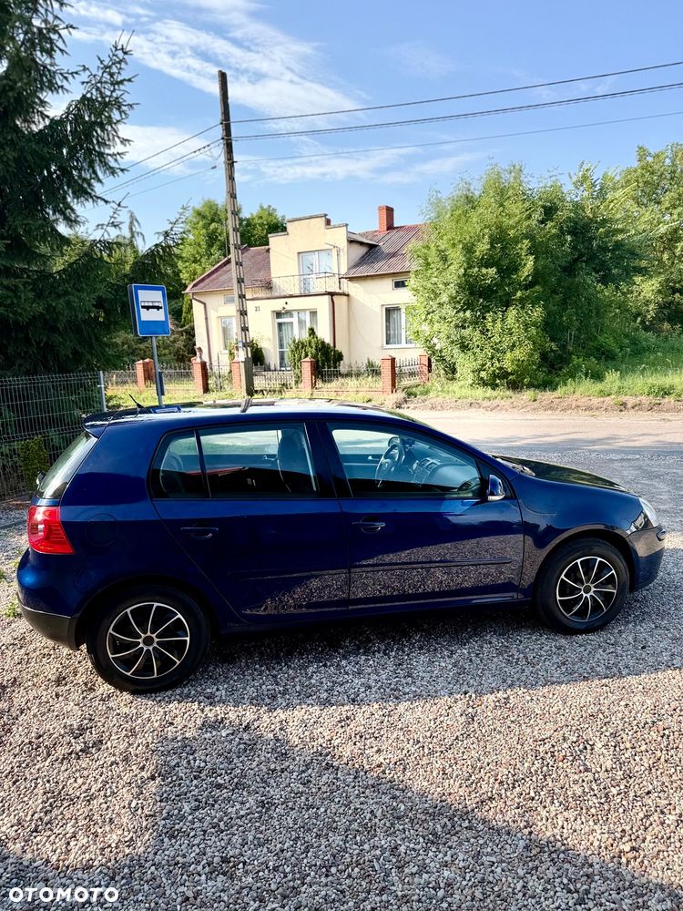 Volkswagen Golf 1.6 Trendline - 2