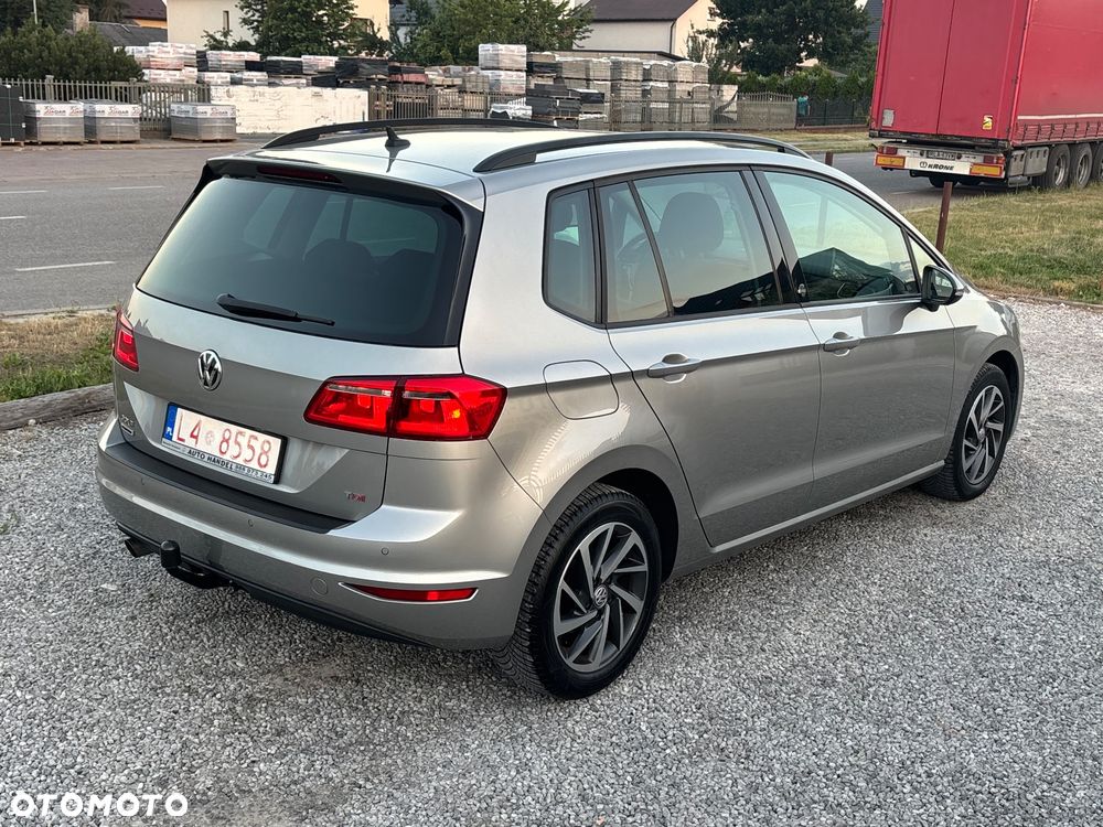 Volkswagen Golf Sportsvan - 25