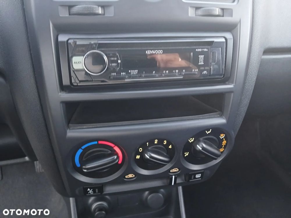 Hyundai Getz 1.1 GL - 12