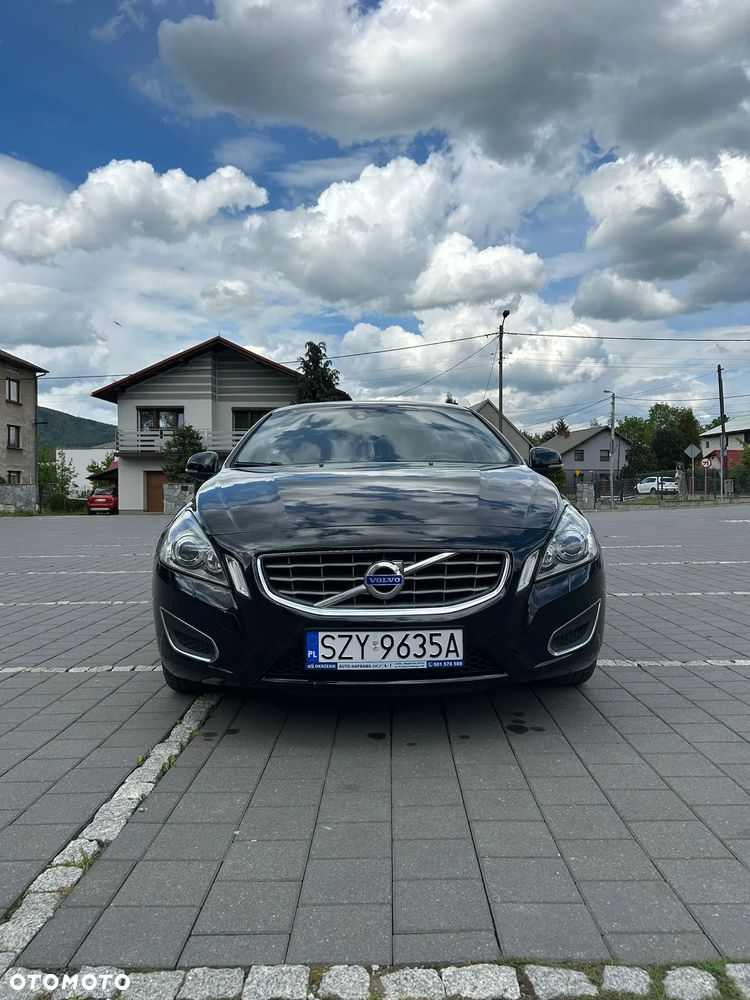 Volvo V60 D5 AWD Summum - 1