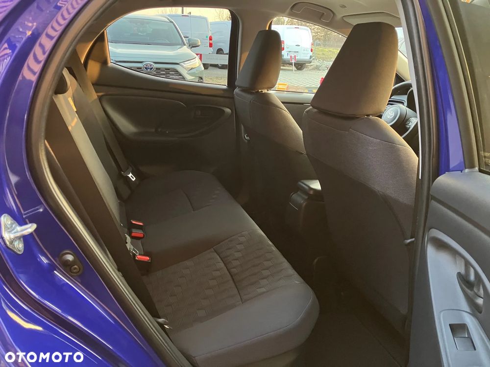 Toyota Yaris Hybrid 1.5 Style - 17