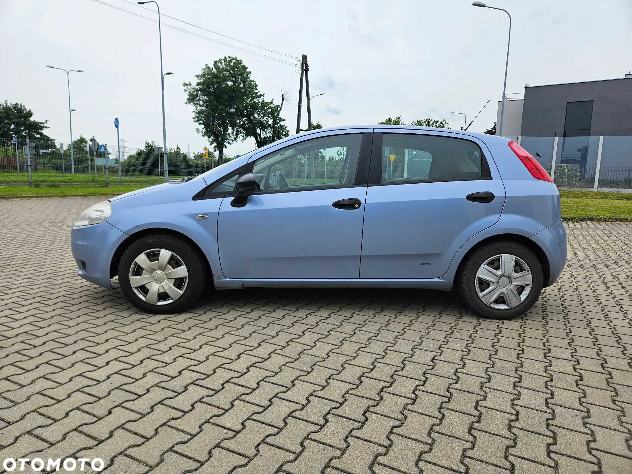 Fiat Grande Punto - 12