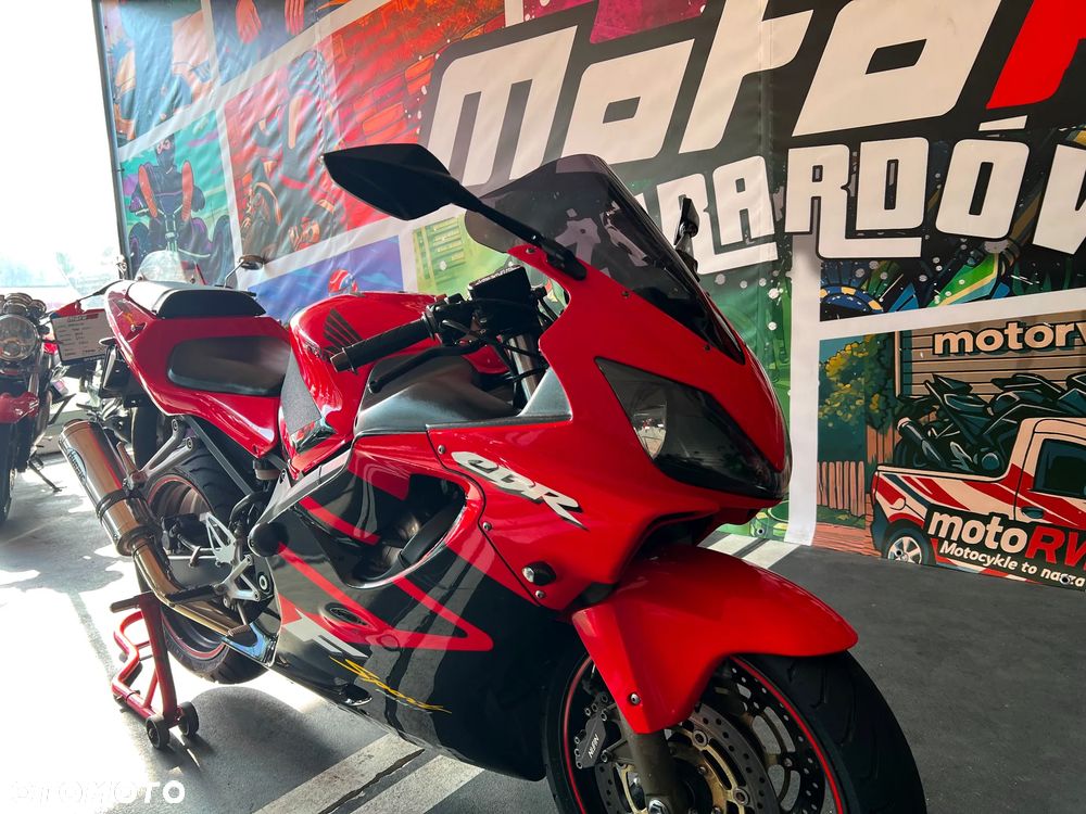 Honda CBR - 7