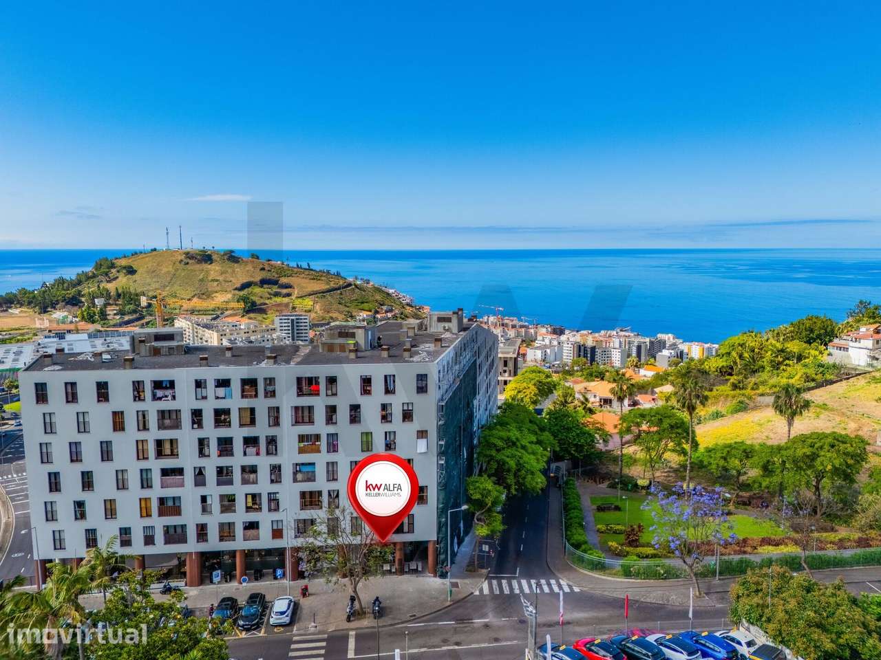 LOCAL  COMERCIAL PARA VENDA - SÃO MARTINHO, FUNCHAL - Grande imagem: 3/31