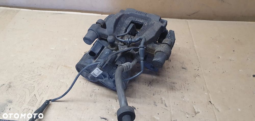 Zacisk hamulcowy prawy tył tylny prawy Land Rover Discovery Sport L550 FK72-2K327-BE - 4