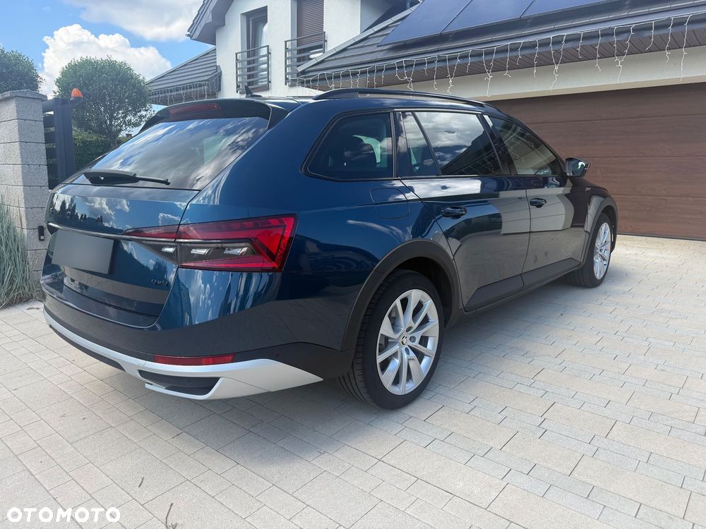 Skoda Superb 2.0 TDI SCR 4x4 Scout DSG - 4