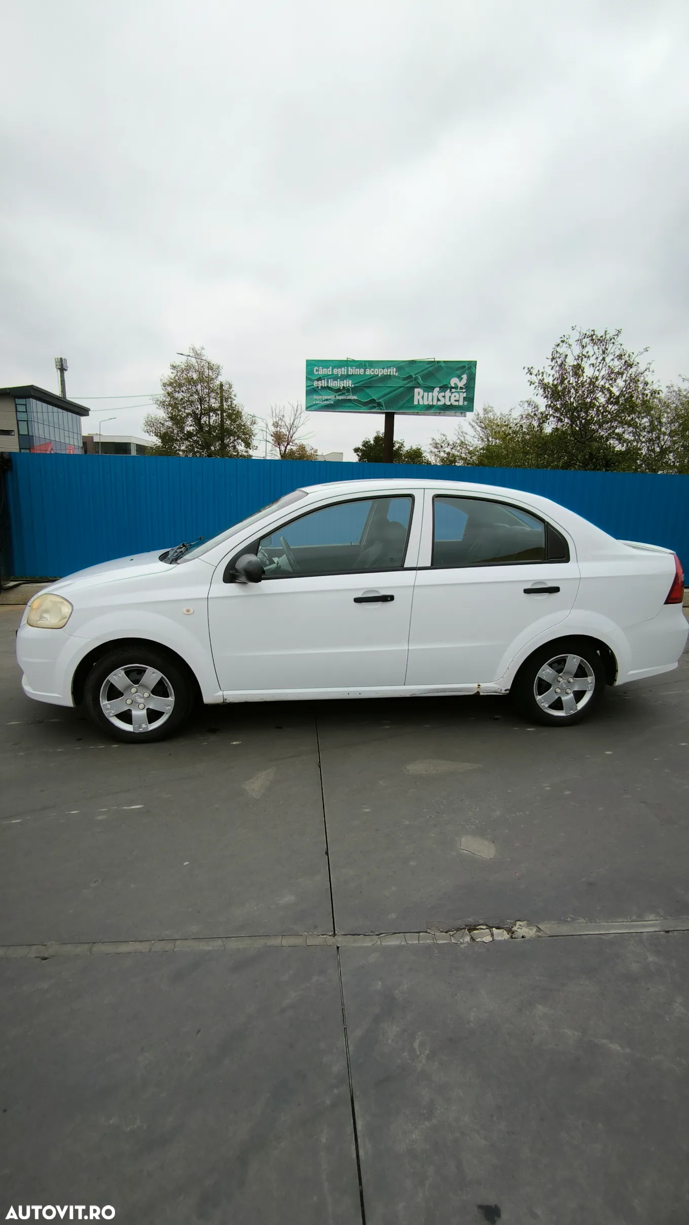Chevrolet Aveo - 4