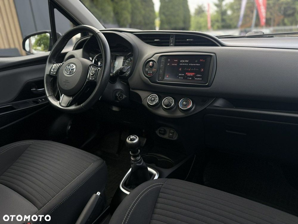 Toyota Yaris 1.5 Premium - 15