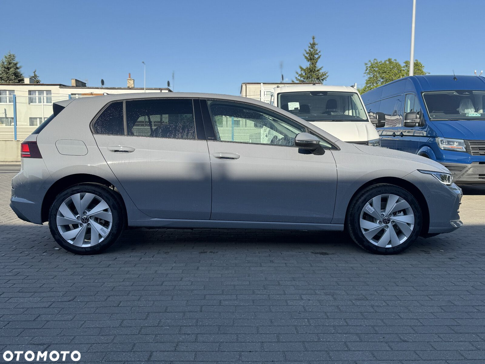 Volkswagen Golf - 23