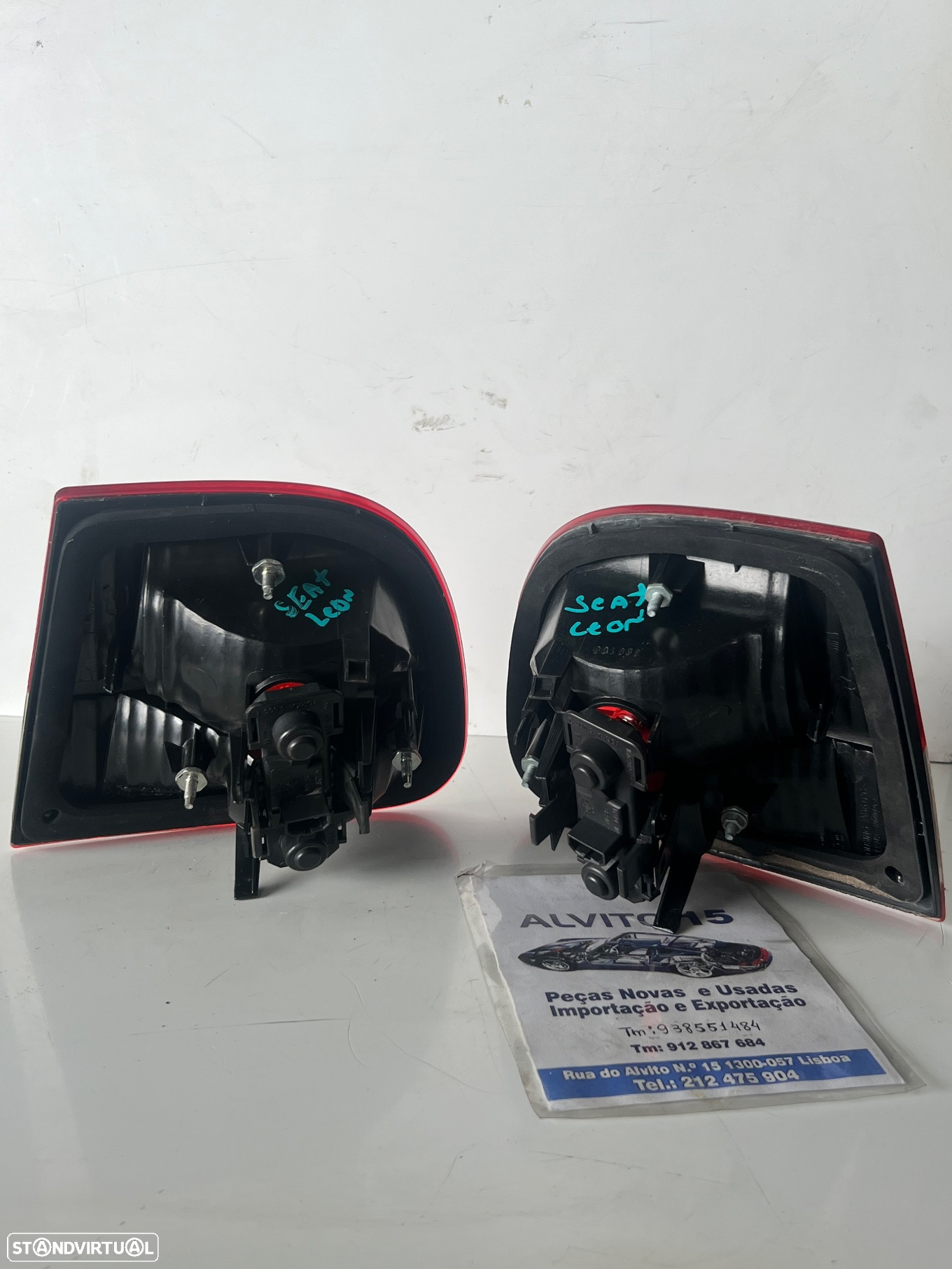 Farolins tampa mala Seat Leon 2001 esquerdo/direito - 2