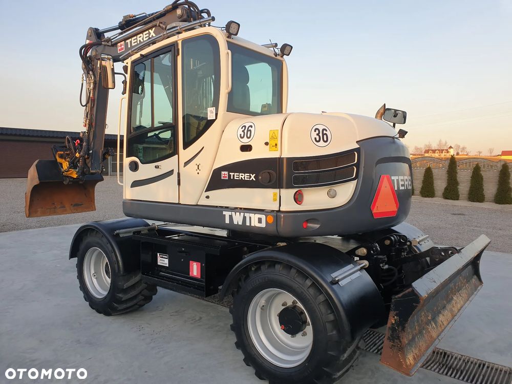 Terex TW 110 ROTOTILT/SZCZYPCE 3-ŁYŻKI SPROWADZONY PIĘKNY STAN