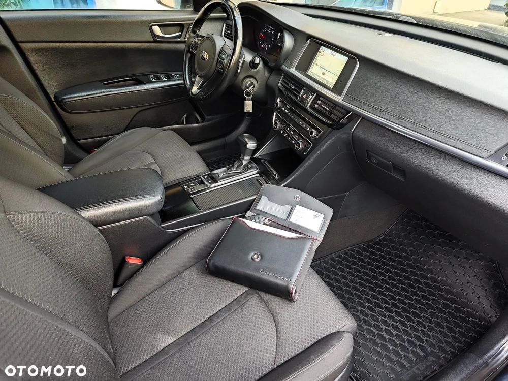 Kia Optima 1.7 CRDI L DCT - 16