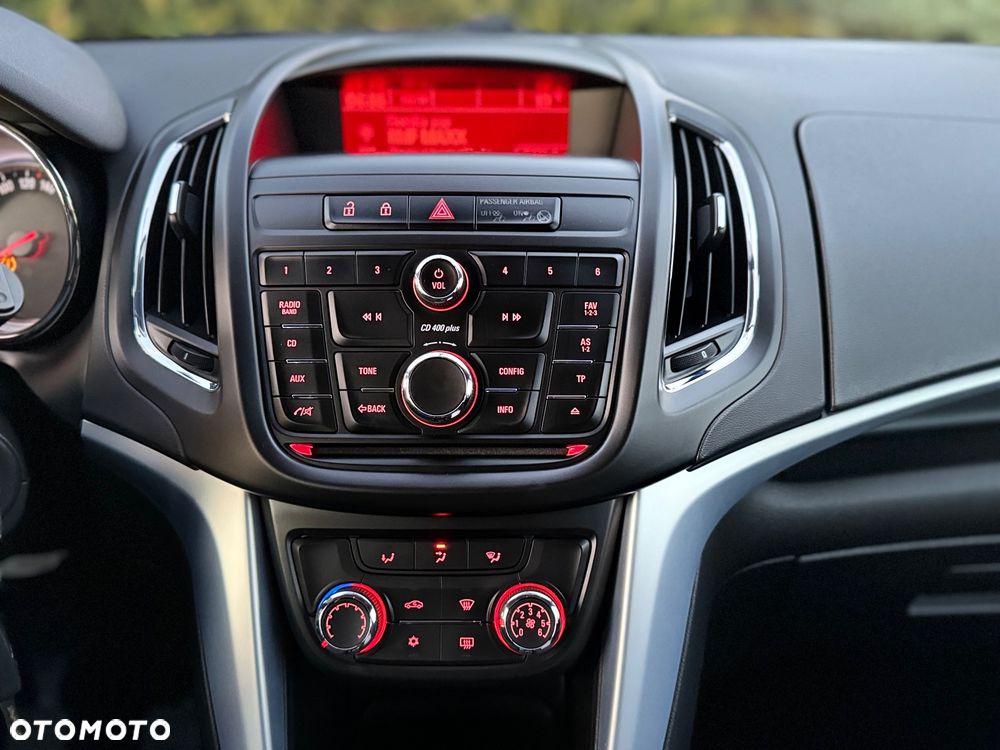 Opel Zafira Tourer 2.0 CDTI Edition - 18