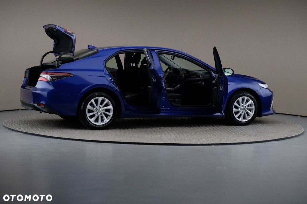 Toyota Camry 2.5 Hybrid Comfort CVT - 6