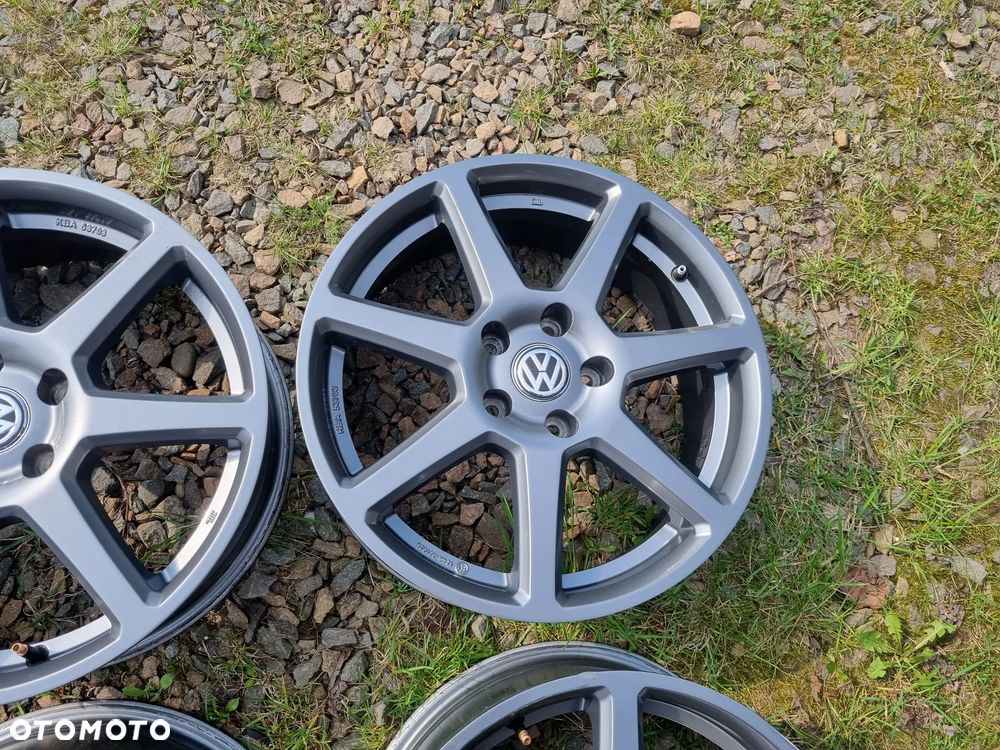 VW PASSAT B8, tiguan,T-ROC,AUDI Q3, SEAT,skoda alu 6,5x17 ET38 bdb stan - 5