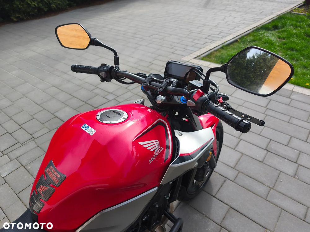 Honda CB - 11