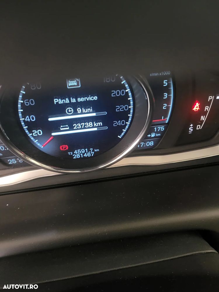 Volvo XC 60 D5 AWD Aut. Summum - 12