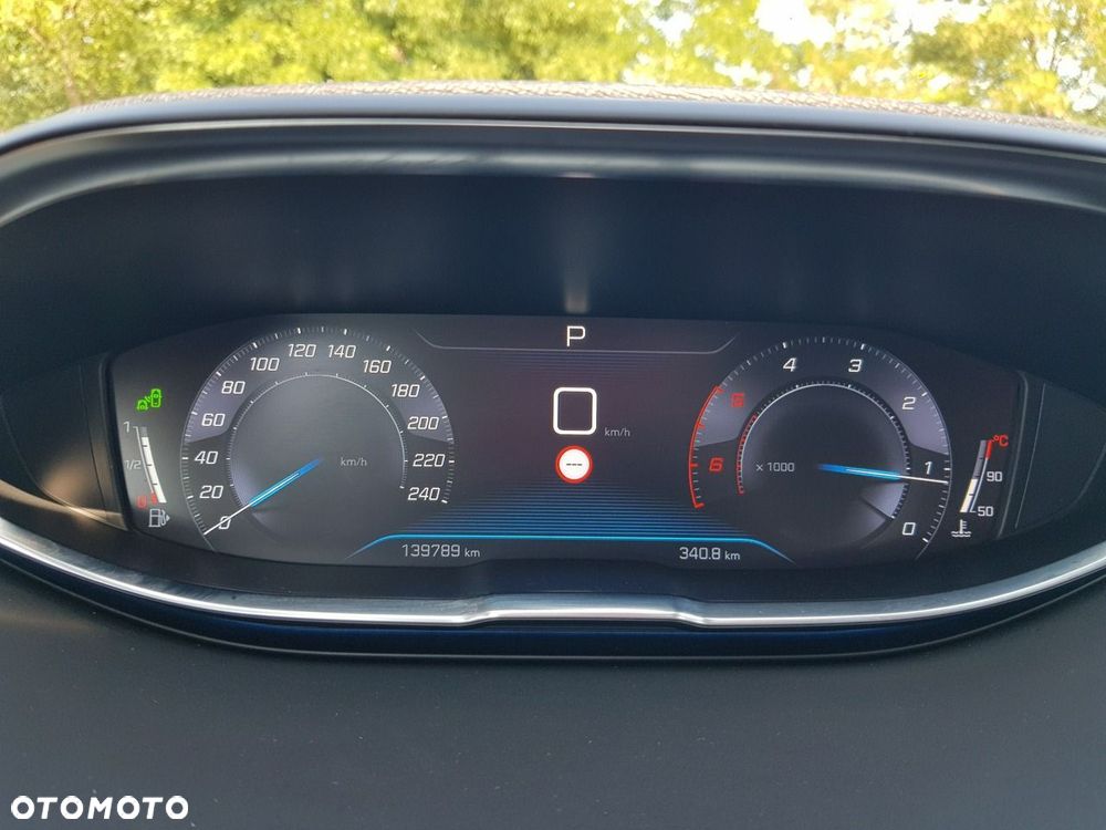 Peugeot 3008 1.5 BlueHDi Allure S&S EAT8 - 21