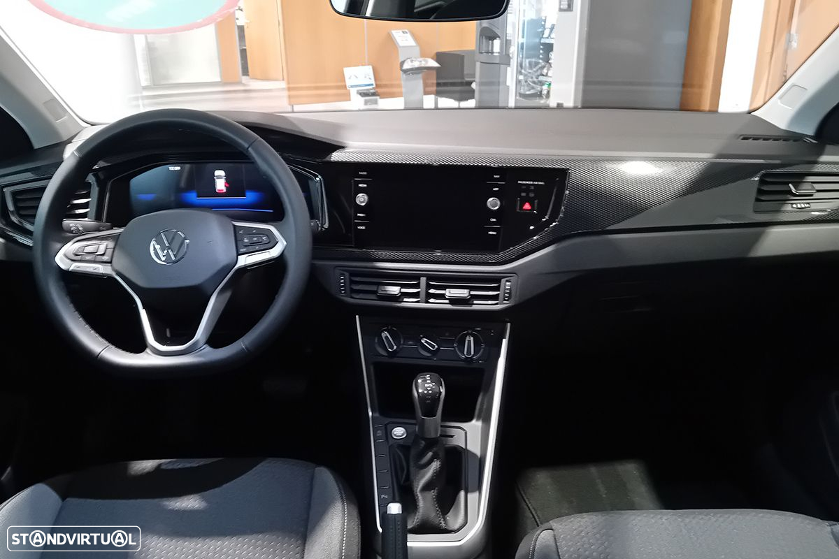 VW Taigo 1.0 TSI Urban DSG - 4