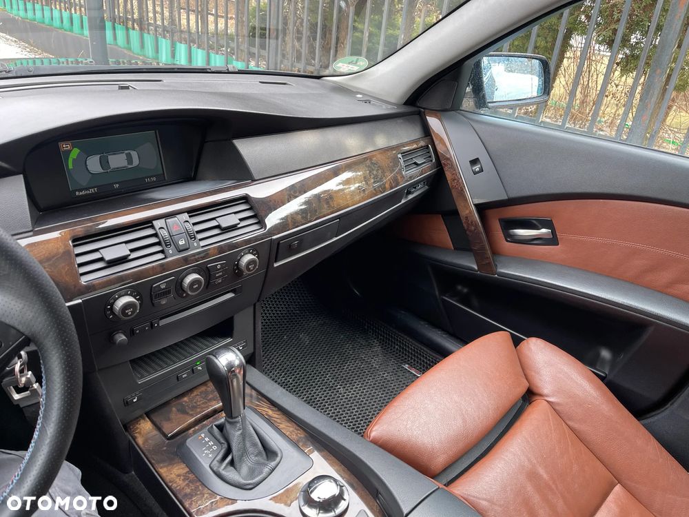 BMW Seria 5 530d - 11