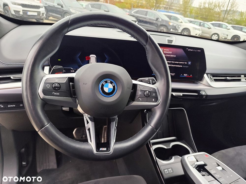 BMW iX1 xDrive30 66.5kWh M Sport - 15