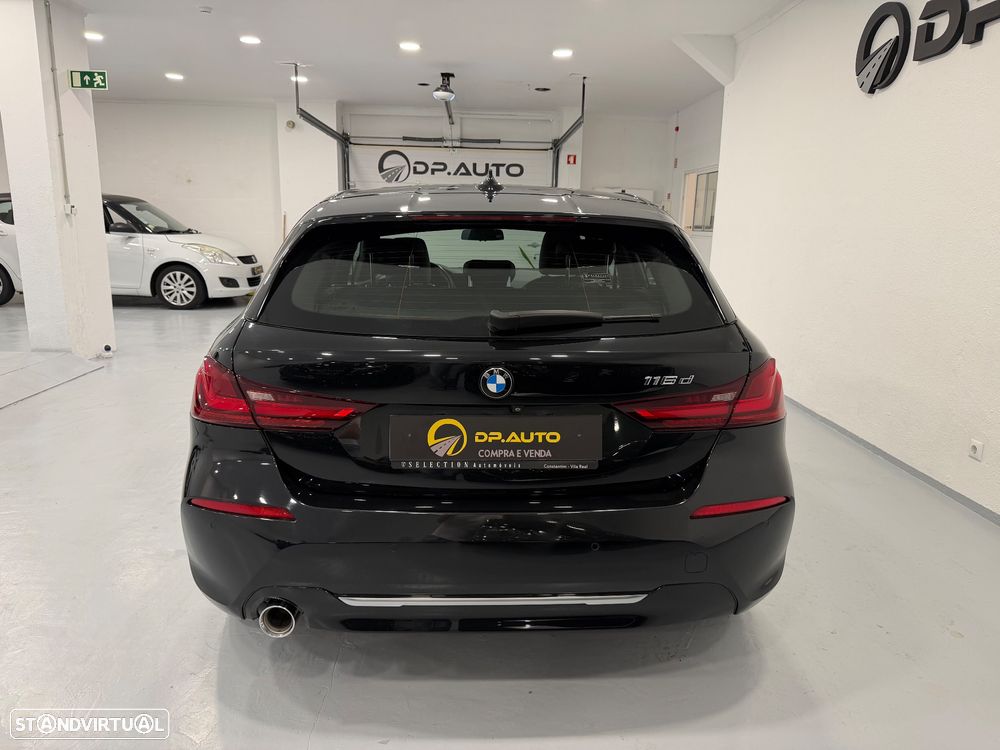BMW 116 d Line Luxury Auto - 5